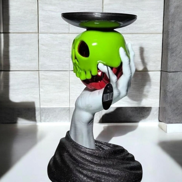 New Bath & Body Works Disney Evil Queen Candle Holder Poisoned Apple Snow White - Picture 9 of 11
